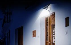 Superfire Solární lampa FF6-B, 33W, 220lm, 1200mAh