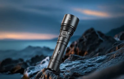 Superfire DL01 černá LED svítilna