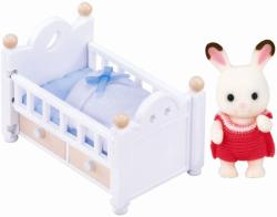 Sylvanian Families baby Chocolate králík + postýlka herní set v krabici