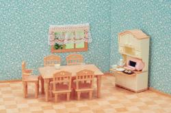 Sylvanian Families jídelna stůl s židlemi a kredencí nábytek doplněk k herním sadám