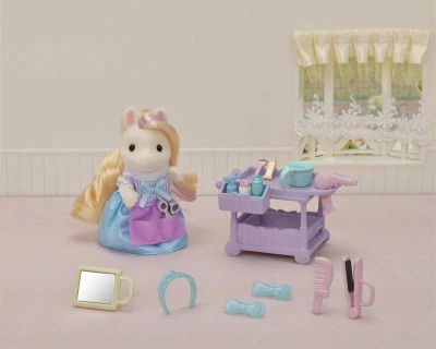 Sylvanian Families Kadeřnictví herní set poník Serafina s vlasy a doplňky