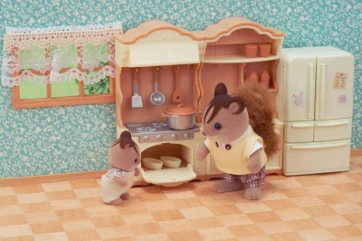 Sylvanian Families kuchyňská linka s ledničkou nábytek doplněk k herním sadám