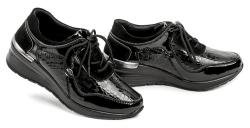 T. Sokolski T.Sokolski J21-312 čierne dámske poltopánky na kline