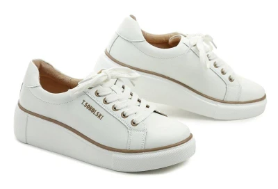 T. Sokolski T.Sokolski W26-235 biele dámske poltopánky na kline