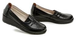 T. Sokolski W23-481 černé dámské mokasíny