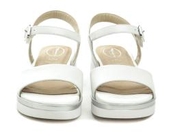Tamaris Comfort 8-58708-42 bílé dámské nadměrné sandály
