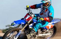 Telesin Držák na motocyklovou helmu pro sportovní kamery