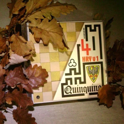 Templum Quinquino 4v1 dřevěná sada rodinných her (Pentomino, Pentomino hra, Dáma)