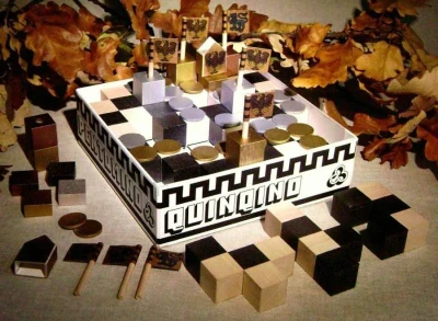 Templum Quinquino 4v1 dřevěná sada rodinných her (Pentomino, Pentomino hra, Dáma)
