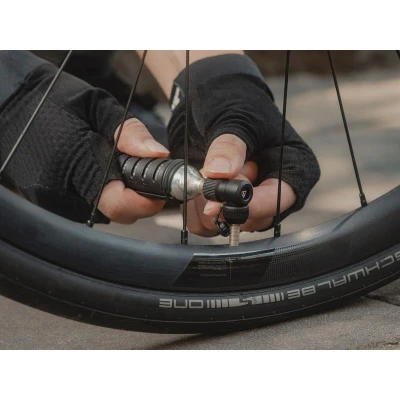 TOPEAK Nano Airbooster L pumpa+ 25g CO2 Náplň