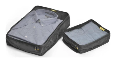 Travel Blue Shirt Organiser černý cestovní organizér na oblečení