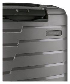 Travelite Air Base 4w S Front pocket Anthracite kufr + kosmetická taštička zdarma
