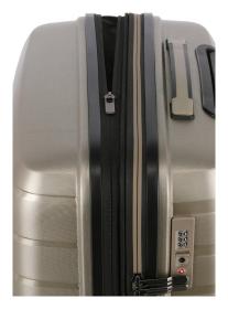 Travelite Air Base M Champagne metallic kufr + kosmetická taštička zdarma