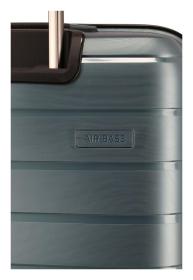 Travelite Air Base M Ice blue kufr + kosmetická taštička zdarma