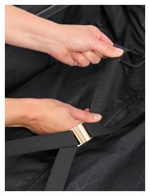 Travelite BARBARA Stepp L Black + kosmetická taštička zdarma