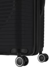 Travelite Orbita M Black kufr + kosmetická taštička zdarma