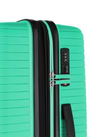 Travelite Orbita M Green kufr + kosmetická taštička zdarma