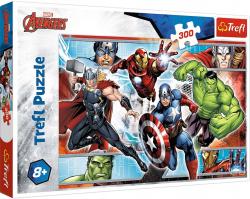 Trefl PUZZLE Avengers 60x40cm 300 dílků skládačka v krabici Trefl PUZZLE Avengers 60x40cm 300 dílků skládačka v krabici
