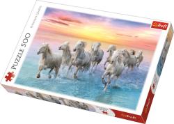 Trefl PUZZLE Stádo běžících běloušů 48x34cm skládačka 500 dílků Trefl PUZZLE Stádo běžících běloušů 48x34cm skládačka 500 dílků