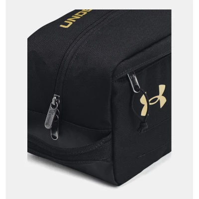Under Armour UA Contain Travel Kit-BLK taška přes rameno