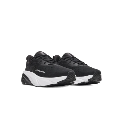 Under Armour UA Rogue 6 M black/black/white pánské běžecké boty