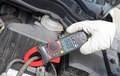 UNI-T UT213B 3. generace 400 A digitální klešťový měřič