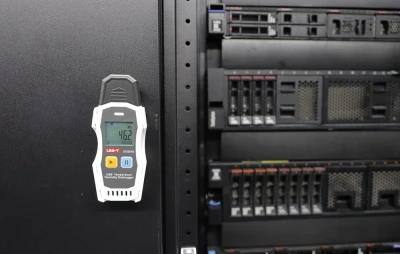 UNI-T UT330THC digitální termohygrometr s rozhraním USB a funkcí záznamu dat