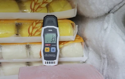 UNI-T UT330THC digitální termohygrometr s rozhraním USB a funkcí záznamu dat
