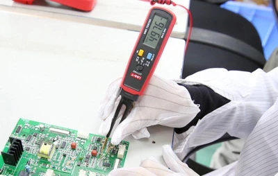 UNI-T UT116A červeno-šedý tester SMD