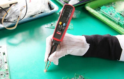 UNI-T UT116A červeno-šedý tester SMD