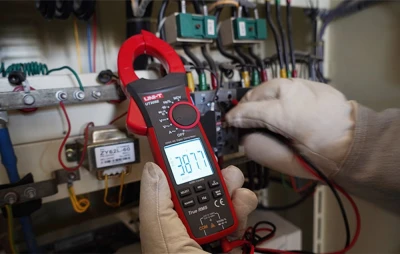 UNI-T UT205E digitální klešťový měřič