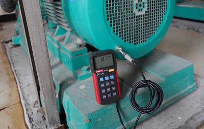 UNI-T Vibrační tester UT315A