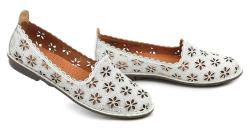 Urban Ladies 242-25 biele dámske mokasíny