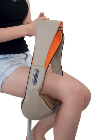 Wellife Masážní přístroj s infra vyhříváním SHIATSU C37