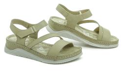 Wild 022056102A2 zelené dámské sandály na klínku