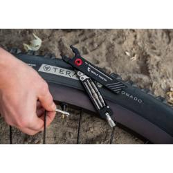 Wolf Tooth kleště 8-bit Pack Pliers Černá