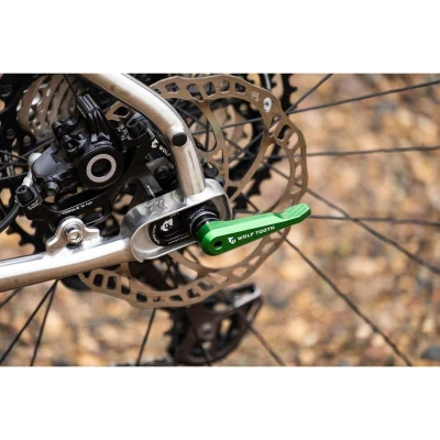 WOLF TOOTH Nářadí AXLE HANDLE MULTI-TOOL