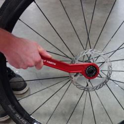 Wolf Tooth Nářadí Pack Wrench
