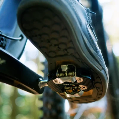 WOLF TOOTH CTRL Trail Clipless černé pedály