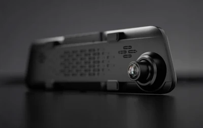 Wolfbox G840S 4K + 1080p 32 GB palubní kamera