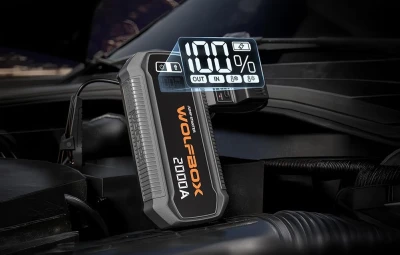Wolfbox MegaVolt 12 16 000 mAh 2 000 A startovací zdroj