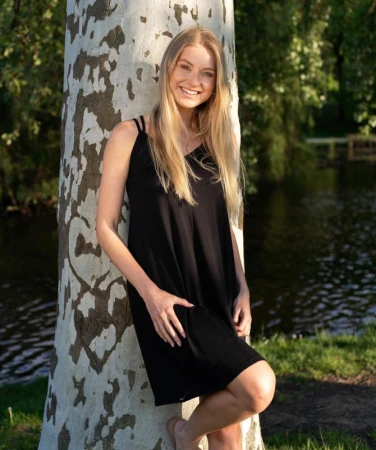 Woox Bari Black Beauty šaty