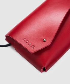 Woox Deponea Purpurea kabelka