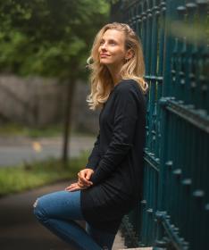 Woox Lies Black Beauty svetr