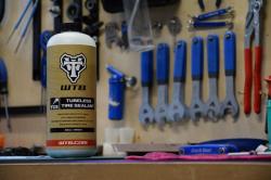 Wtb Bezdušový tmel Tcs Tubeless Tire Sealant 32oz (946 Ml)
