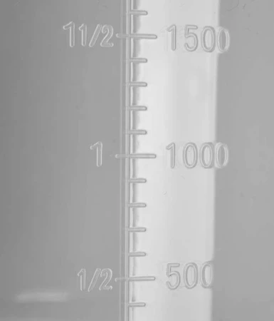 Yato Gastro Džbán s odměrkou 1000ml