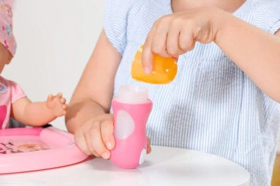Zapf Creation ZAPF BABY BORN Interaktivní lahvička a lžička pro miminko na baterie Zvuk