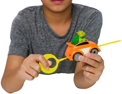 Želvy Ninja Rad Rip Racers autíčko s figurkou s lankem na natažení 4 druhy
