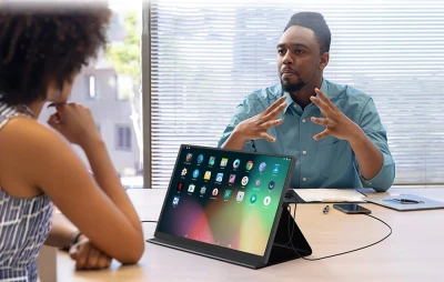 ZEUSLAP Z10P 10" přenosný monitor