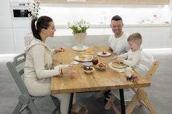 Zopa Dřevěná jídelní židlička Clipp Clapp Grey